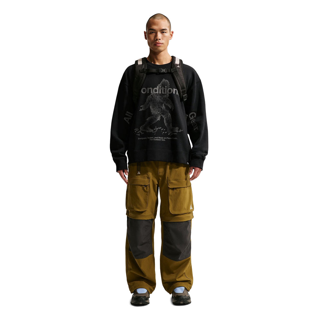 Nike ACG "Tuff Fleece" Therma-FIT Pullover Crew-Neck Sweatshirt (Black)