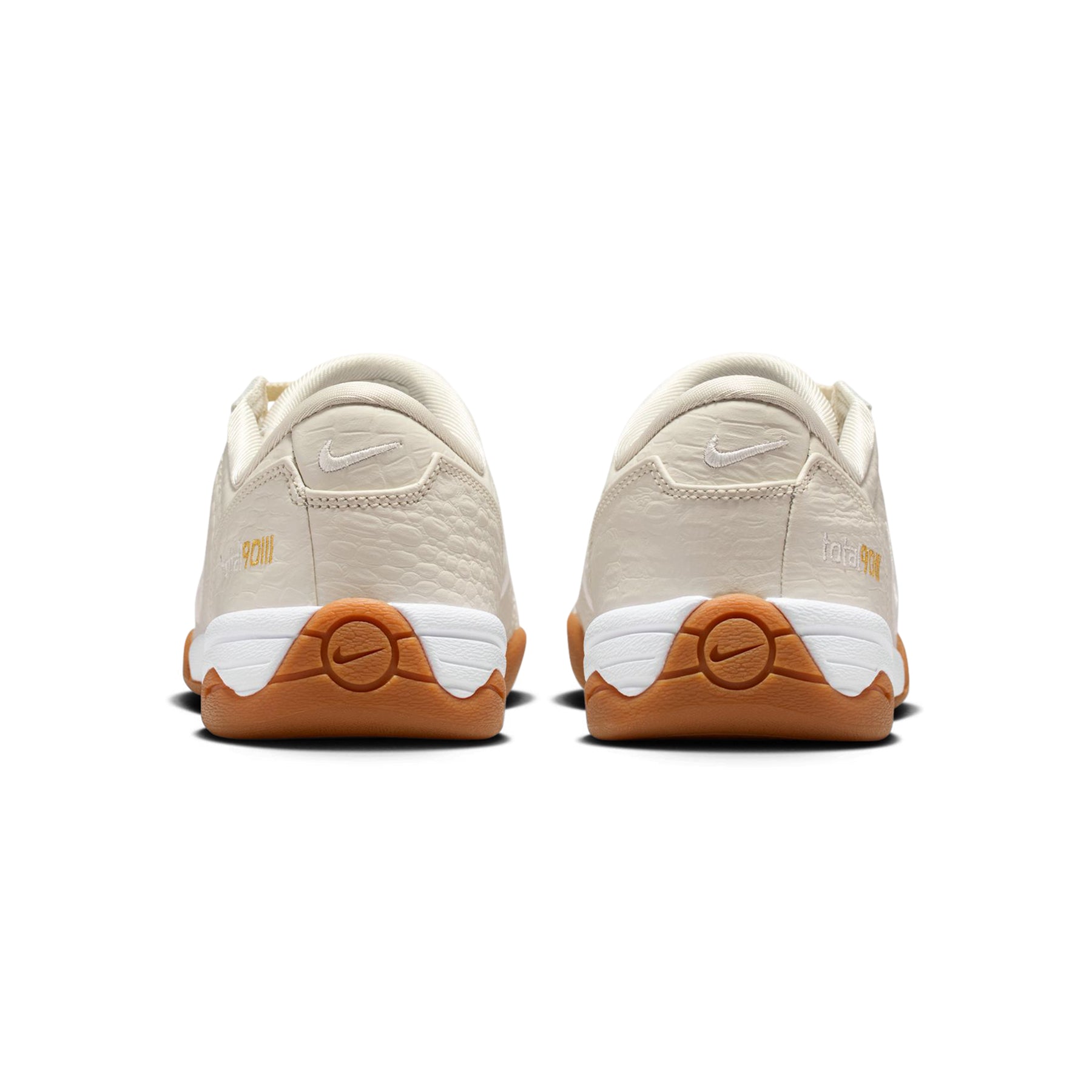 Nike Womens Total 90 (Light Bone/Sail/White/Gum Medium Brown)