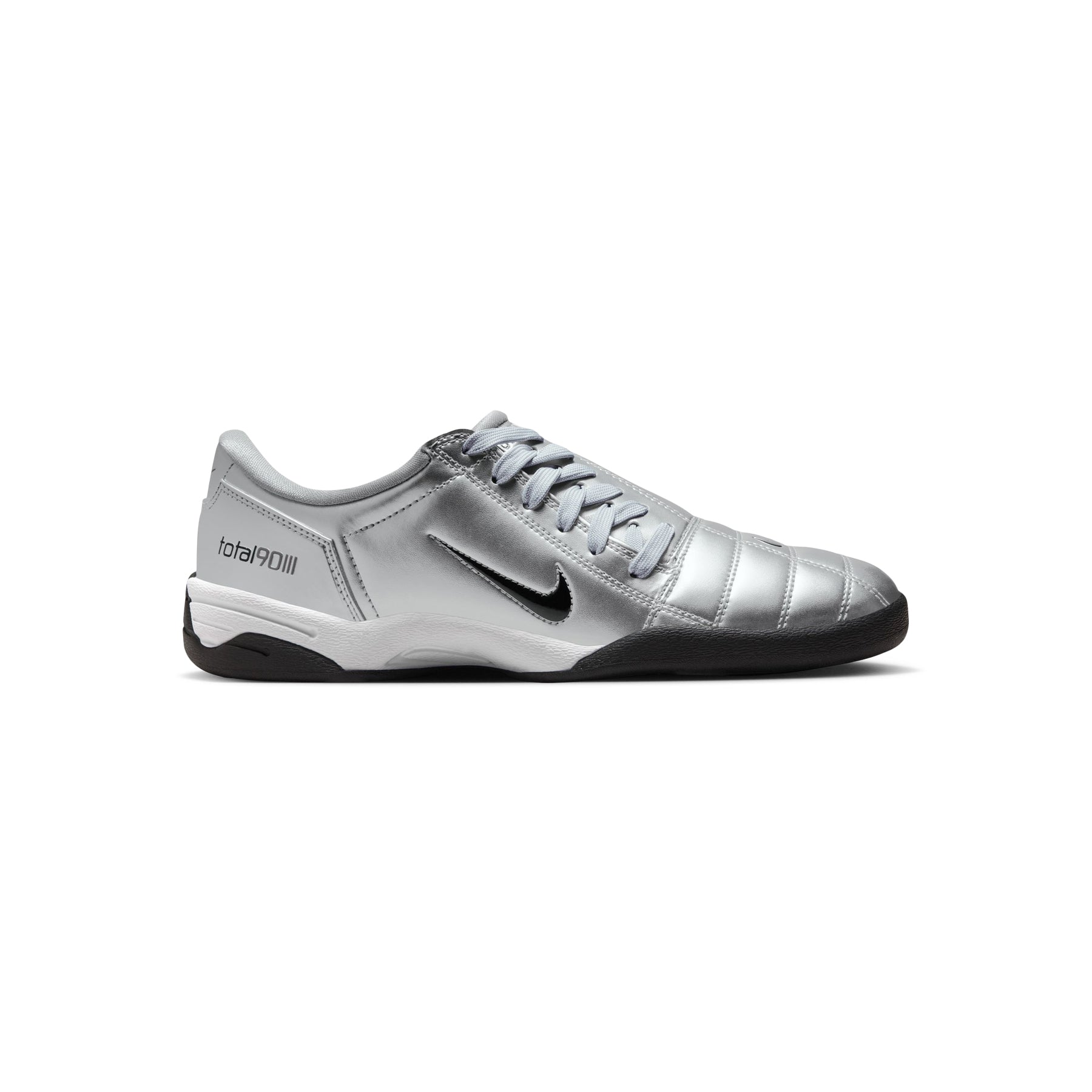 Nike Womens Total 90 (Metallic Silver/Black/University Red)