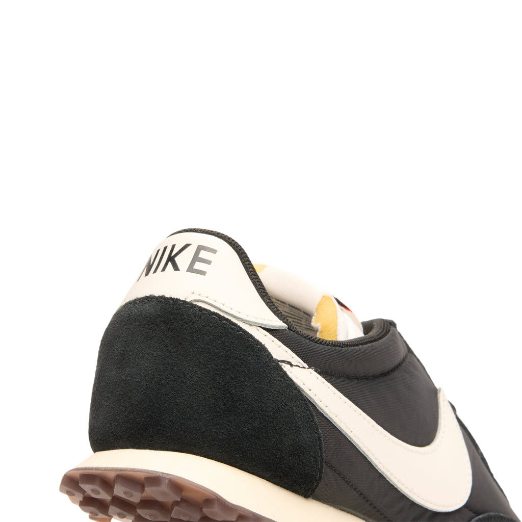 Nike Waffle Racer (Black/Sail-Coconut Milk-Gum Dark Brown)