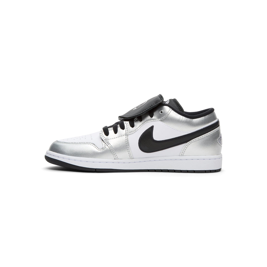 Air Jordan 1 Low SE (White/Black-White-Metallic Silver)
