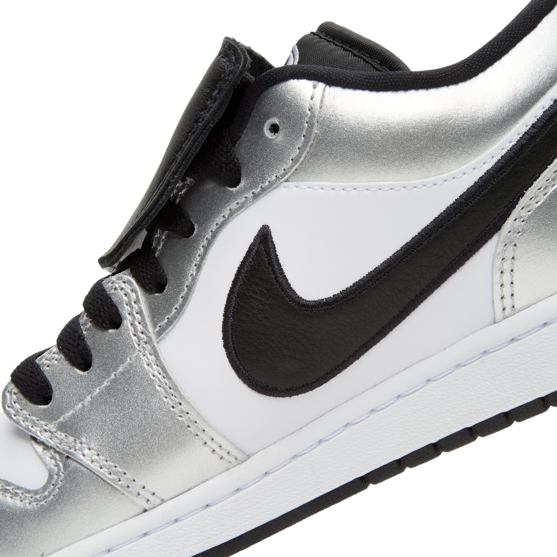 Air Jordan 1 Low SE (White/Black-White-Metallic Silver)