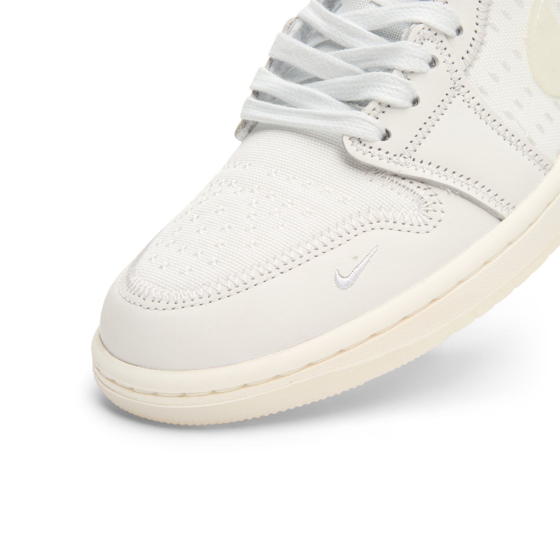 Air Jordan 1 Low SE Apla (Summit White/Sail-Multi-Color-Off White)