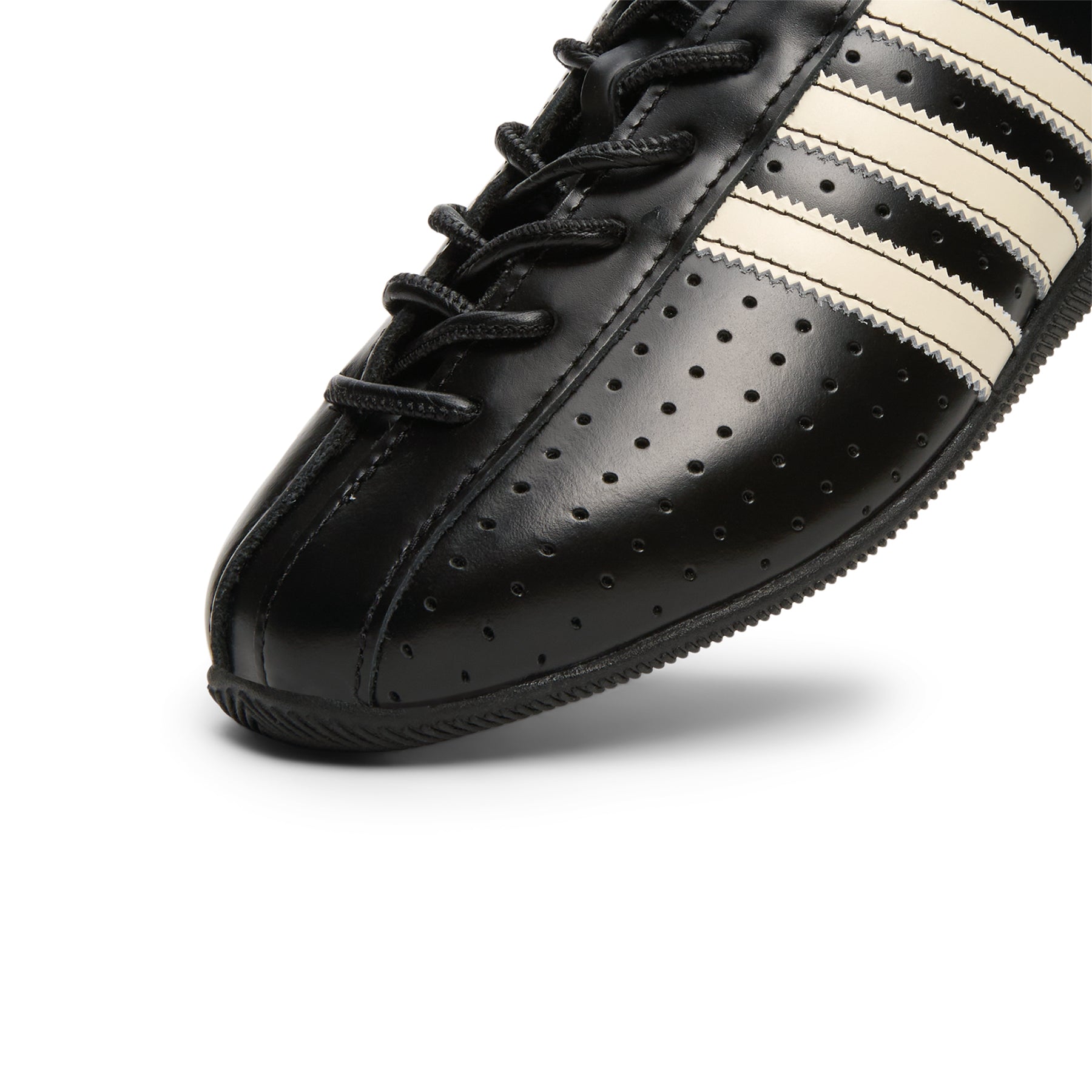 Adidas Japan Lux W (Core Black/Cream White/Gold Met.)