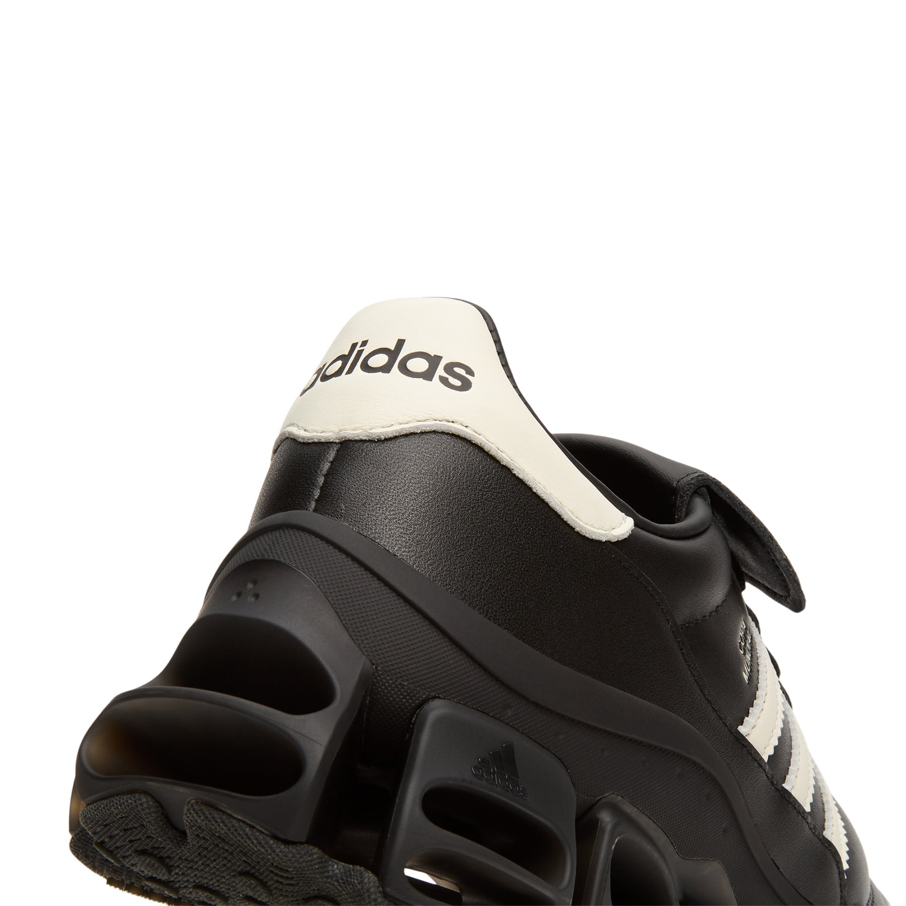 Adidas Chavarria Megaride WC (Core Black/Off White/Core Black)
